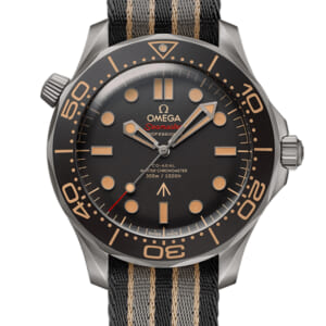 OMEGA ダイバー 300M コーアクシャル マスター クロノメーター 42mm 007エディション 210.92.42.20.01.001